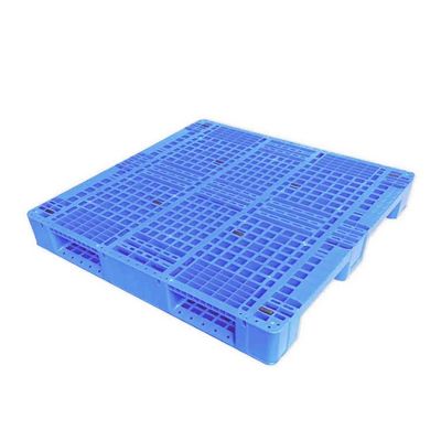 Paleta plastikowa do układania w stosy HDPE 1100x1100 Dynamiczna 2,5T niebieska 13,8 kg