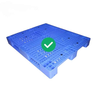 Palety plastikowe do układania w stosy PE 2000 kg Obciążenie dynamiczne 130x110