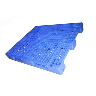 Recyklingowa paleta plastikowa 1300x1100 magazynowa 5T
