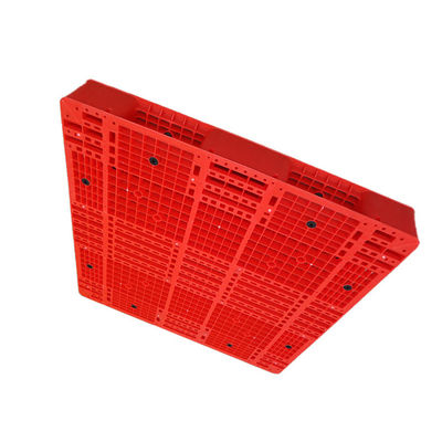 Czerwona plastikowa paleta dwustronna 48X48 PE 6000 kg Statyczny czterokierunkowy wózek widłowy