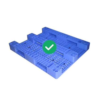 Ergonomiczny, higieniczny magazyn palet z tworzywa sztucznego HDPE 2000 kg Dynamiczny