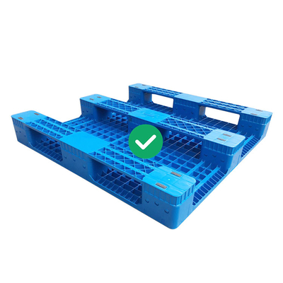 Paleta plastikowa z 3 biegami magazynowymi 1200x1200 Paleta formowana wtryskowo HDPE